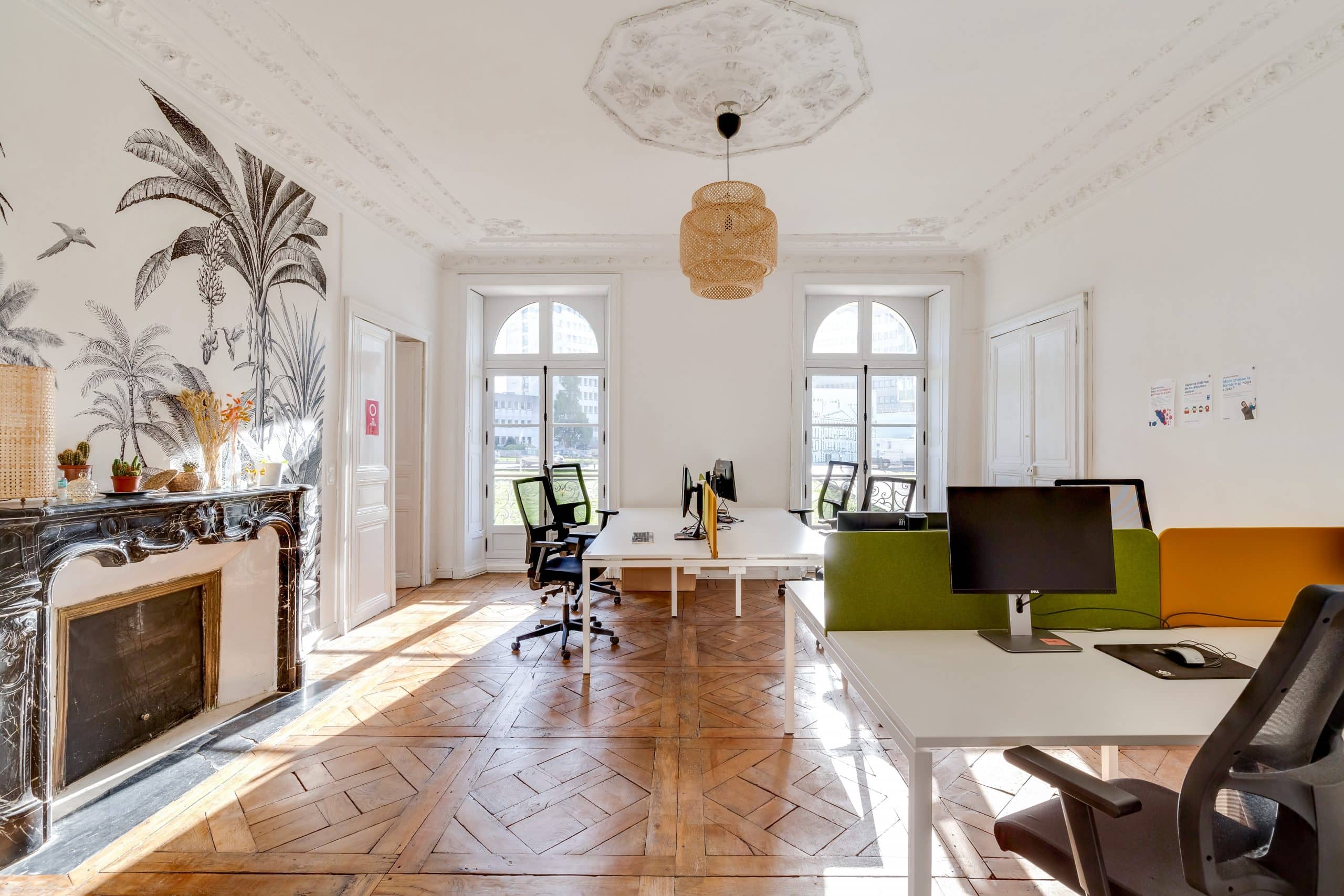 Transformation d’un appartement haussmanien en bureaux